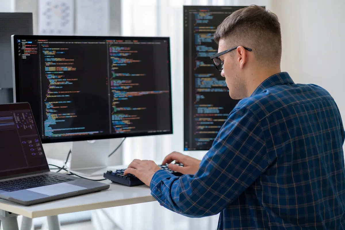 IT Solution Architect